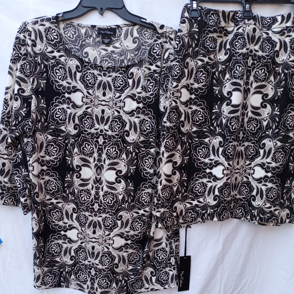 Skirt & blouse